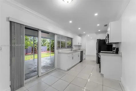 6605 SW 151st Court Miami FL 33193