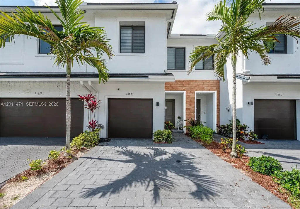 10876 SW 232nd Terrace Homestead FL 33032