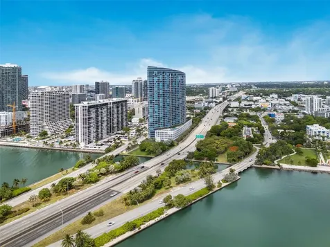 601 NE 36th Street Miami FL 33137