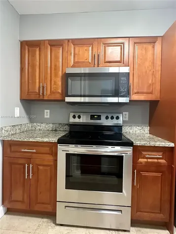 2841 N Oakland Forest Drive Oakland Park FL 33309