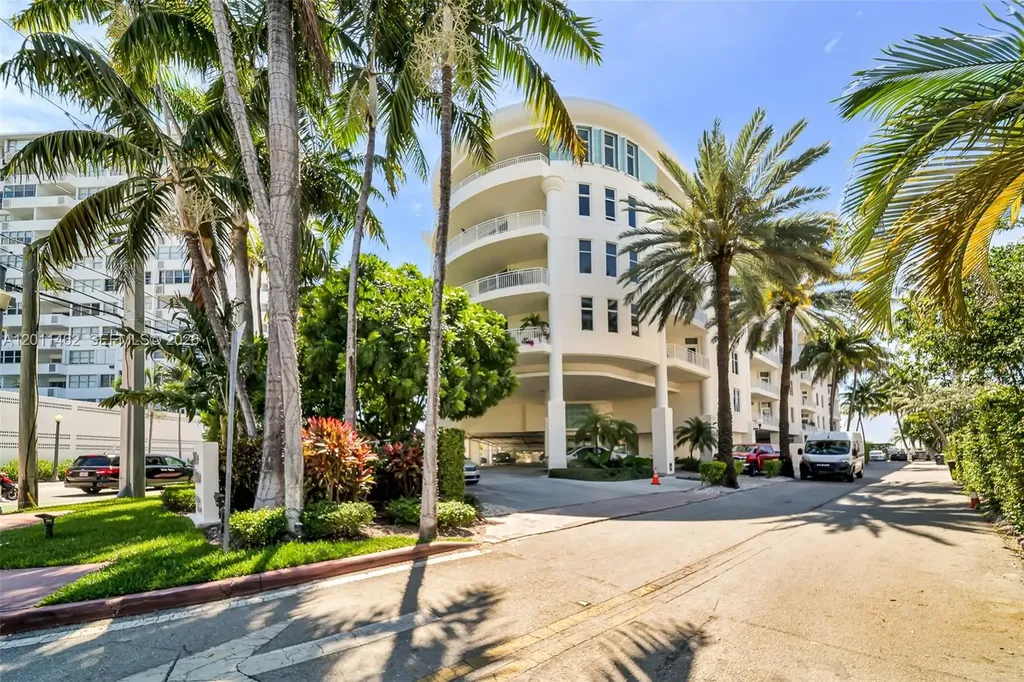 1 Century Lane Miami Beach FL 33139