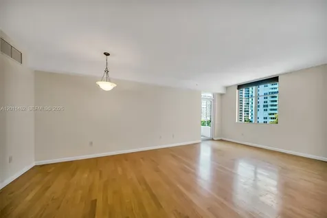 1 Century Lane Miami Beach FL 33139