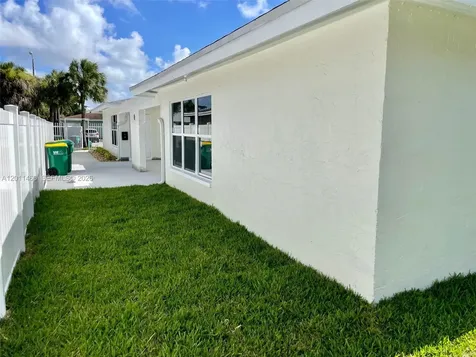 5719 NW 28th Street Lauderhill FL 33313