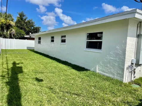 5719 NW 28th Street Lauderhill FL 33313