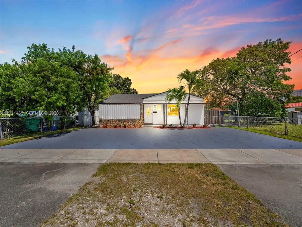 521 SW 64th Court Miami FL 33144