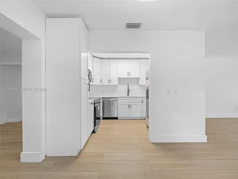 521 SW 64th Court Miami FL 33144
