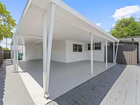 521 SW 64th Court Miami FL 33144
