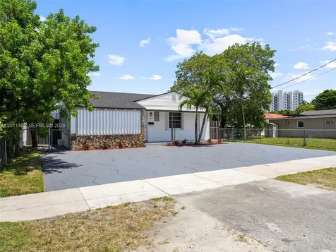 521 SW 64th Court Miami FL 33144