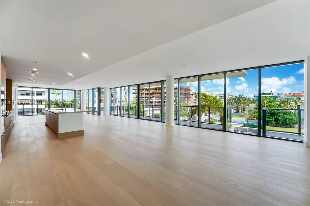 1177 Kane Concourse Bay Harbor Islands FL 33154