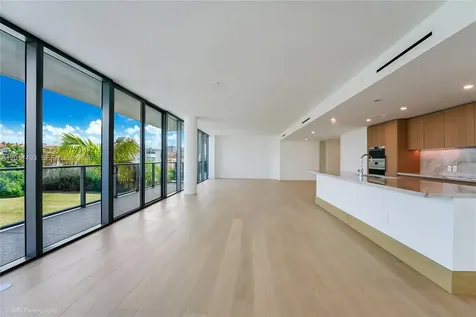 1177 Kane Concourse Bay Harbor Islands FL 33154