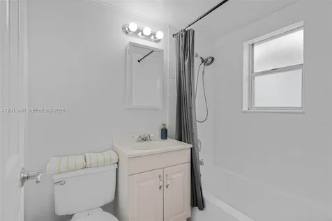 1555 Pennsylvania Avenue Miami Beach FL 33139