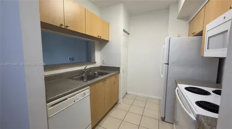 2440 E Preserve Way Miramar FL 33025