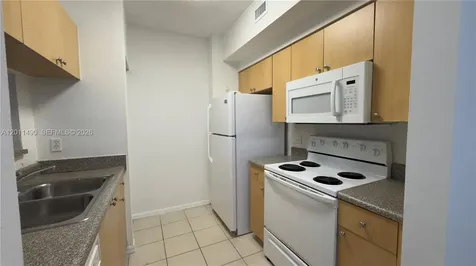 2440 E Preserve Way Miramar FL 33025