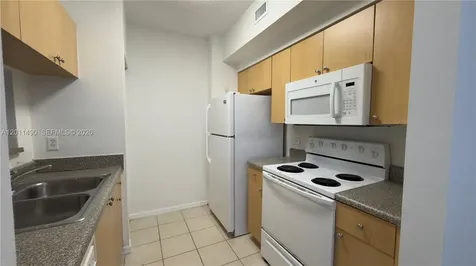 2440 E Preserve Way Miramar FL 33025
