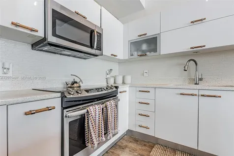 133 NE 2nd Avenue Miami FL 33132