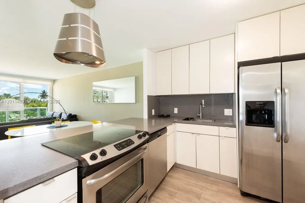 100 Bayview Drive Sunny Isles Beach FL 33160