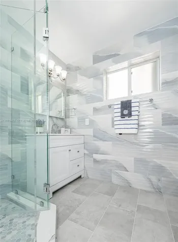 810 S Rainbow Drive Hollywood FL 33021