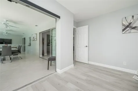 810 S Rainbow Drive Hollywood FL 33021