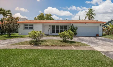 810 S Rainbow Drive Hollywood FL 33021