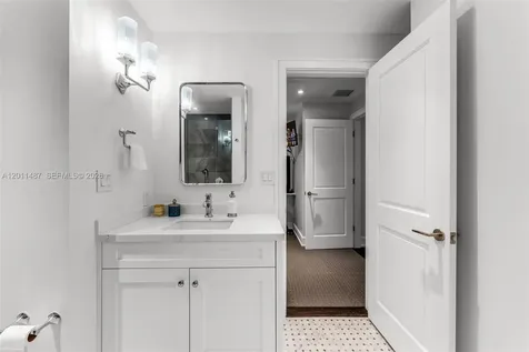 4901 Hammock Park Drive Coral Gables FL 33156