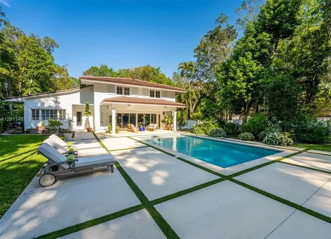 4901 Hammock Park Drive Coral Gables FL 33156