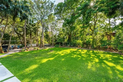 4901 Hammock Park Drive Coral Gables FL 33156