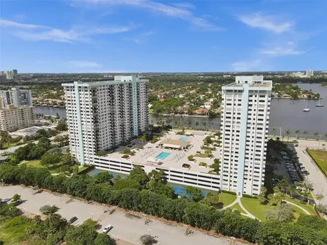 1201 S Ocean Drive Hollywood FL 33019
