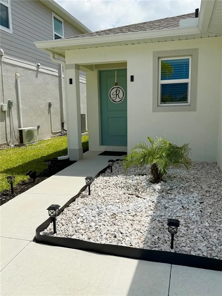 12119 Shortleaf Pine Trail Fort Myers FL 33966
