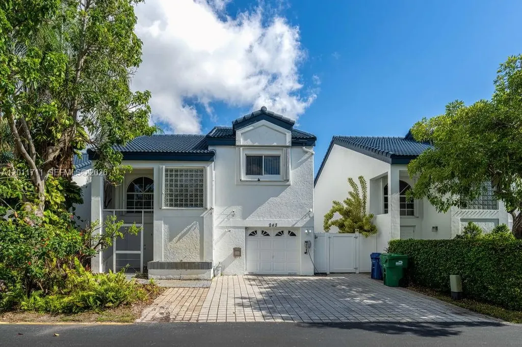 243 NE 212th Terrace Miami FL 33179