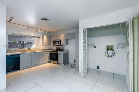243 NE 212th Terrace Miami FL 33179