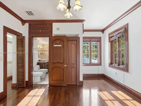 1137 Asturia Avenue Coral Gables FL 33134
