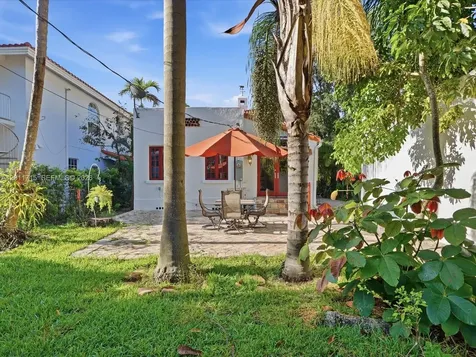 1137 Asturia Avenue Coral Gables FL 33134