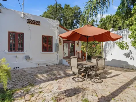 1137 Asturia Avenue Coral Gables FL 33134