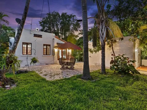 1137 Asturia Avenue Coral Gables FL 33134