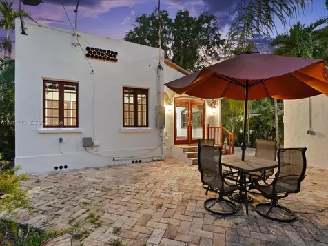 1137 Asturia Avenue Coral Gables FL 33134