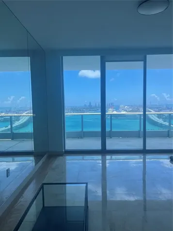 900 Biscayne Boulevard Miami FL 33132