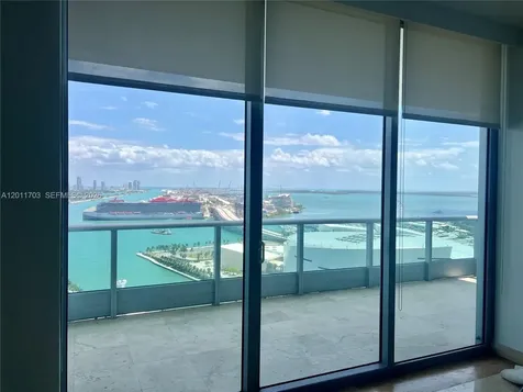 900 Biscayne Boulevard Miami FL 33132