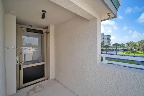 5510 N Ocean Drive Singer Island FL 33404