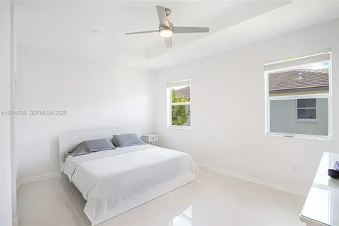 132 SE 28th Place Homestead FL 33033