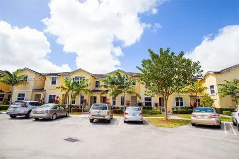 132 SE 28th Place Homestead FL 33033