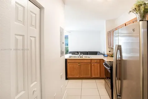 132 SE 28th Place Homestead FL 33033