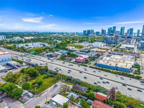 650 NW 28th Street Miami FL 33127