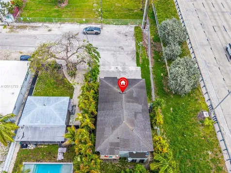650 NW 28th Street Miami FL 33127