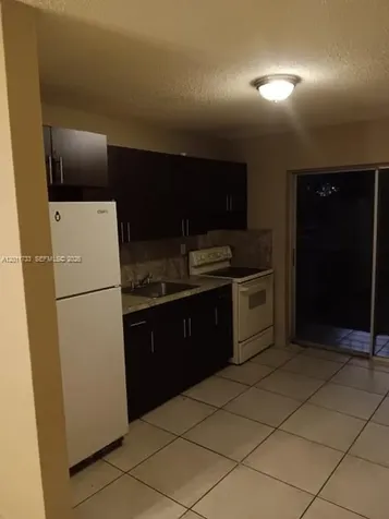 650 NW 28th Street Miami FL 33127