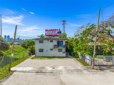 650 NW 28th Street Miami FL 33127