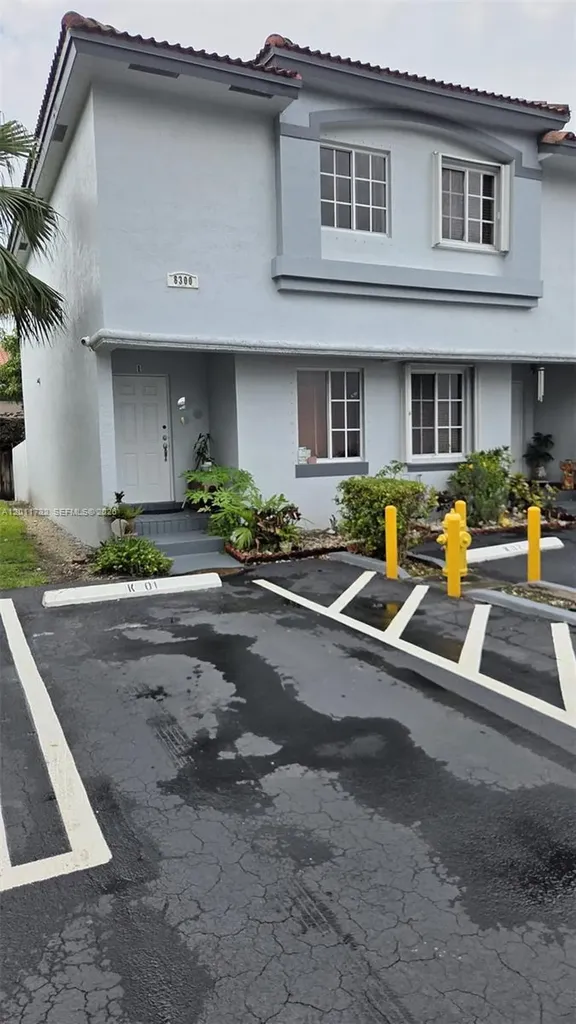 8300 NW 10th Street Miami FL 33126