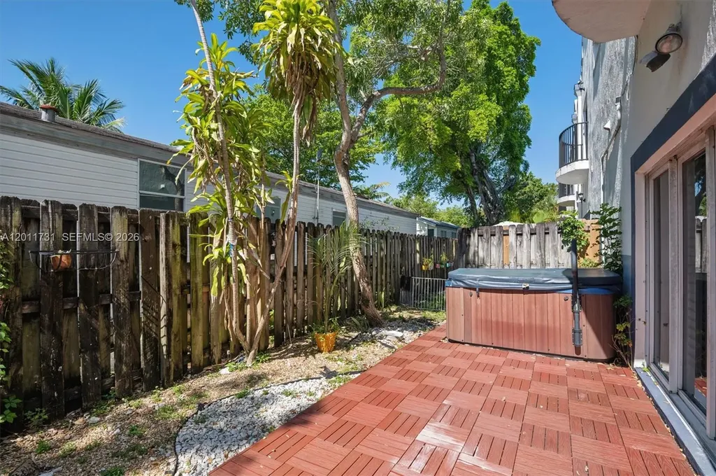 2949 SW 18th Terrace Fort Lauderdale FL 33315