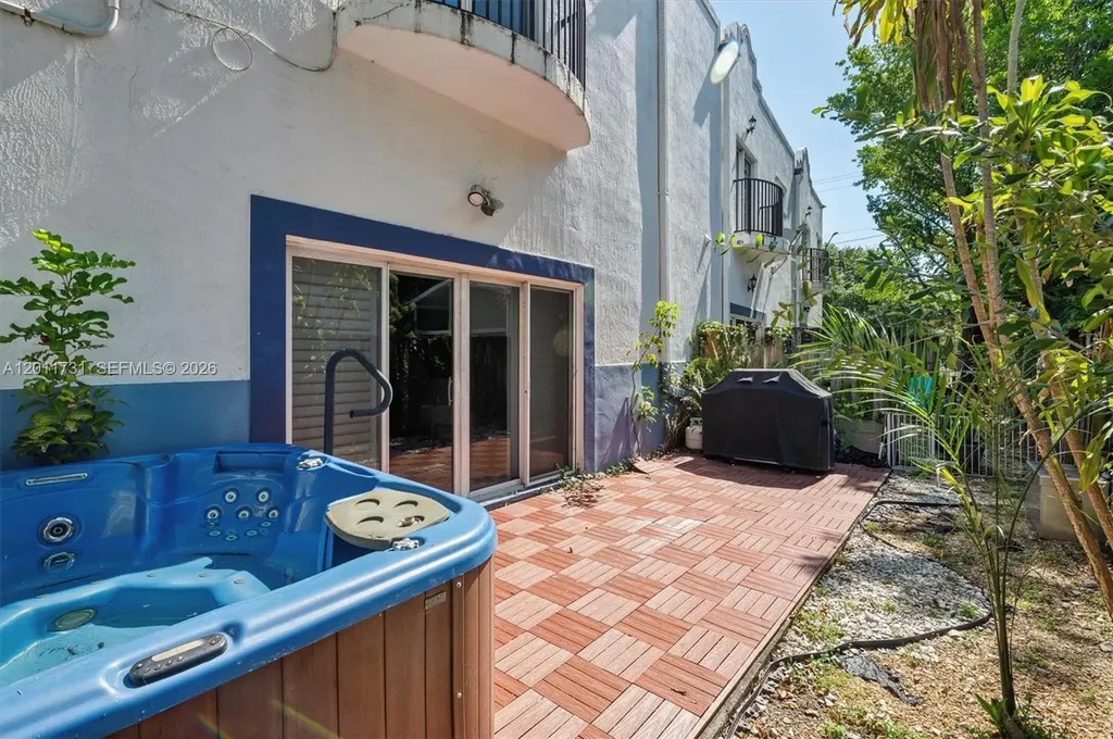 2949 SW 18th Terrace Fort Lauderdale FL 33315