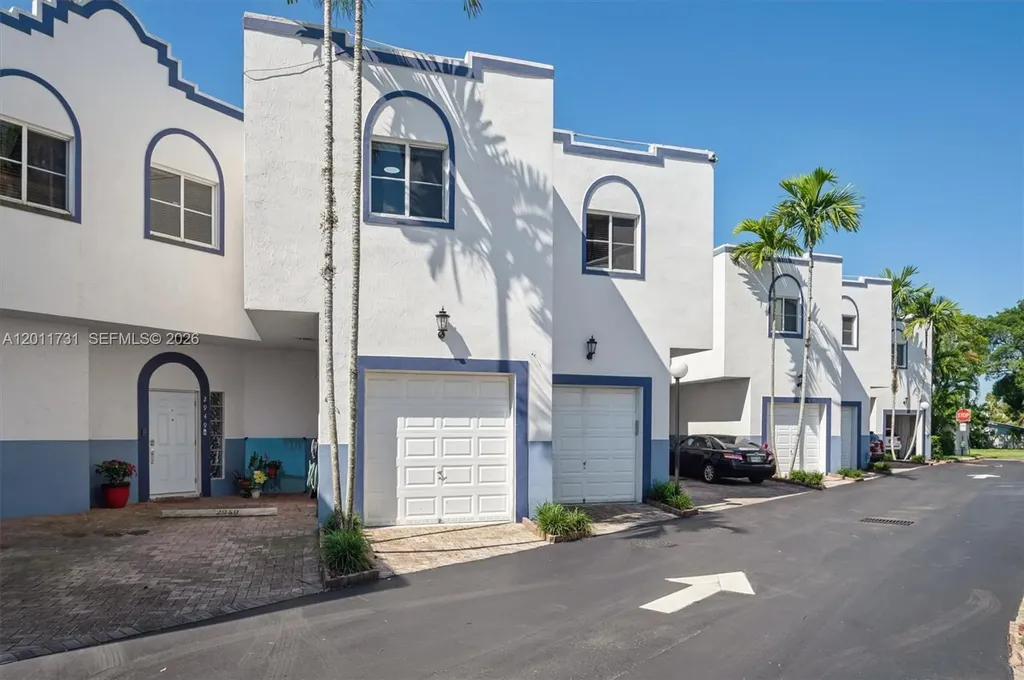 2949 SW 18th Terrace Fort Lauderdale FL 33315