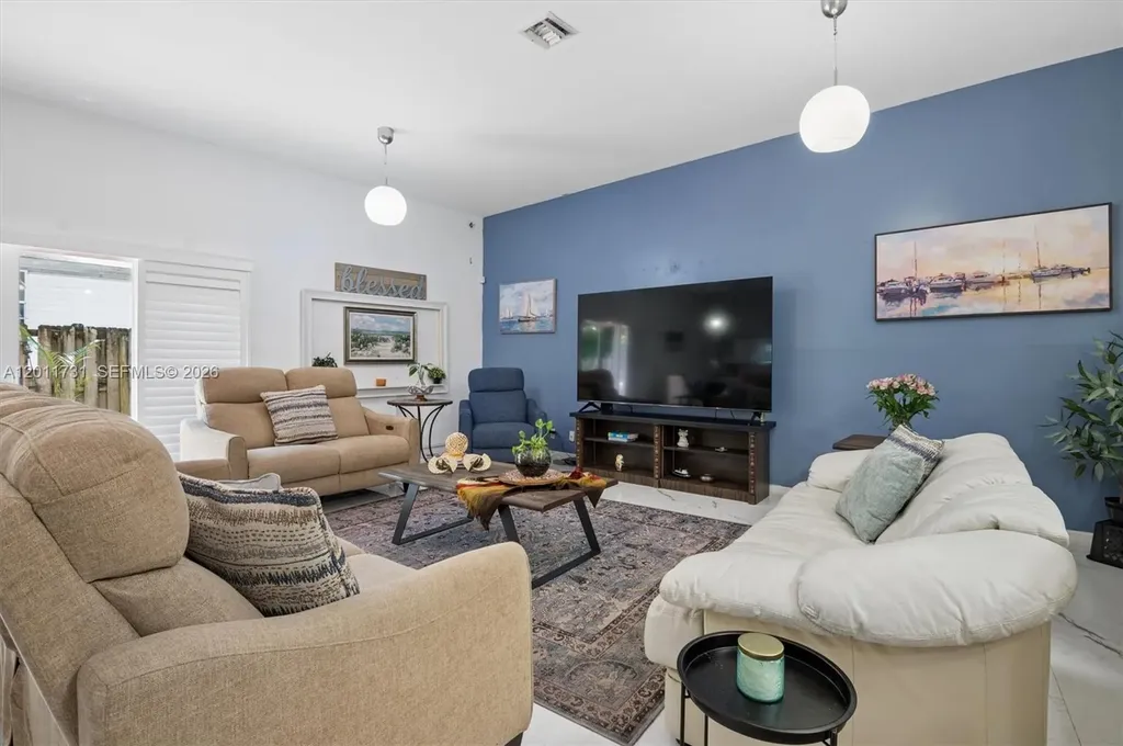 2949 SW 18th Terrace Fort Lauderdale FL 33315
